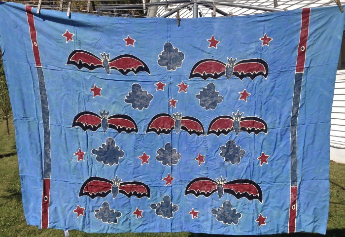 Bat Sarong