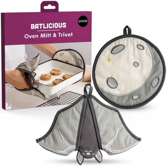 Batlicious Oven Mitt and Pot Holders Set