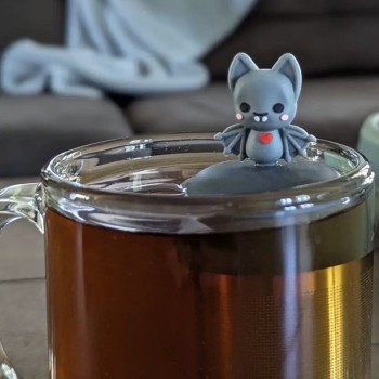 Grey Bat/Red Heart Floating Tea Infuser